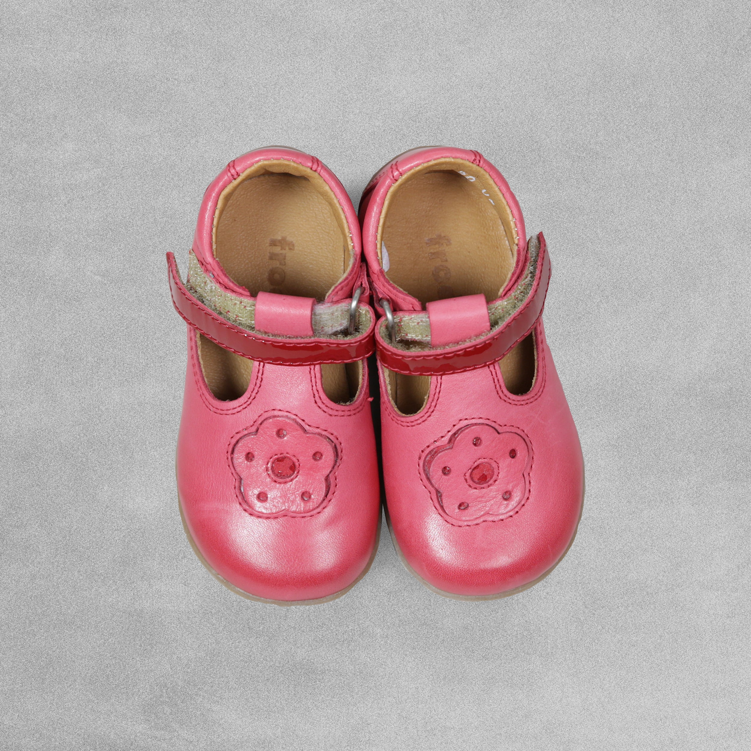 'Froddo' Kids Smooth Leather Fuchsia Pink / Red Strap T-Bar Sandals Shoes - Size EU20