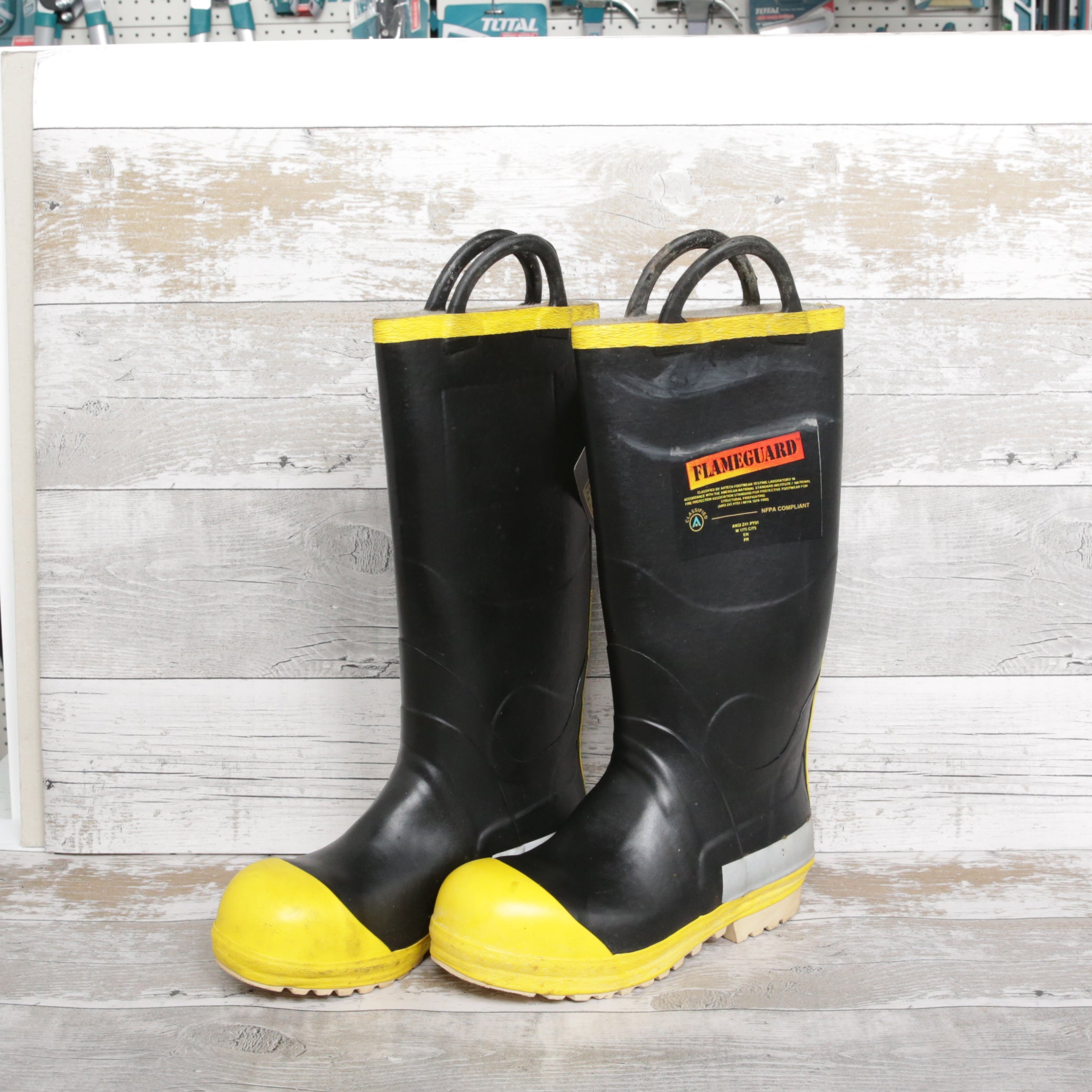 De-Branded Flameguard Safety Wellington Boots UK7