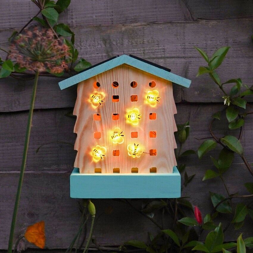 Noma Solar Powered 20cm Bee Hive