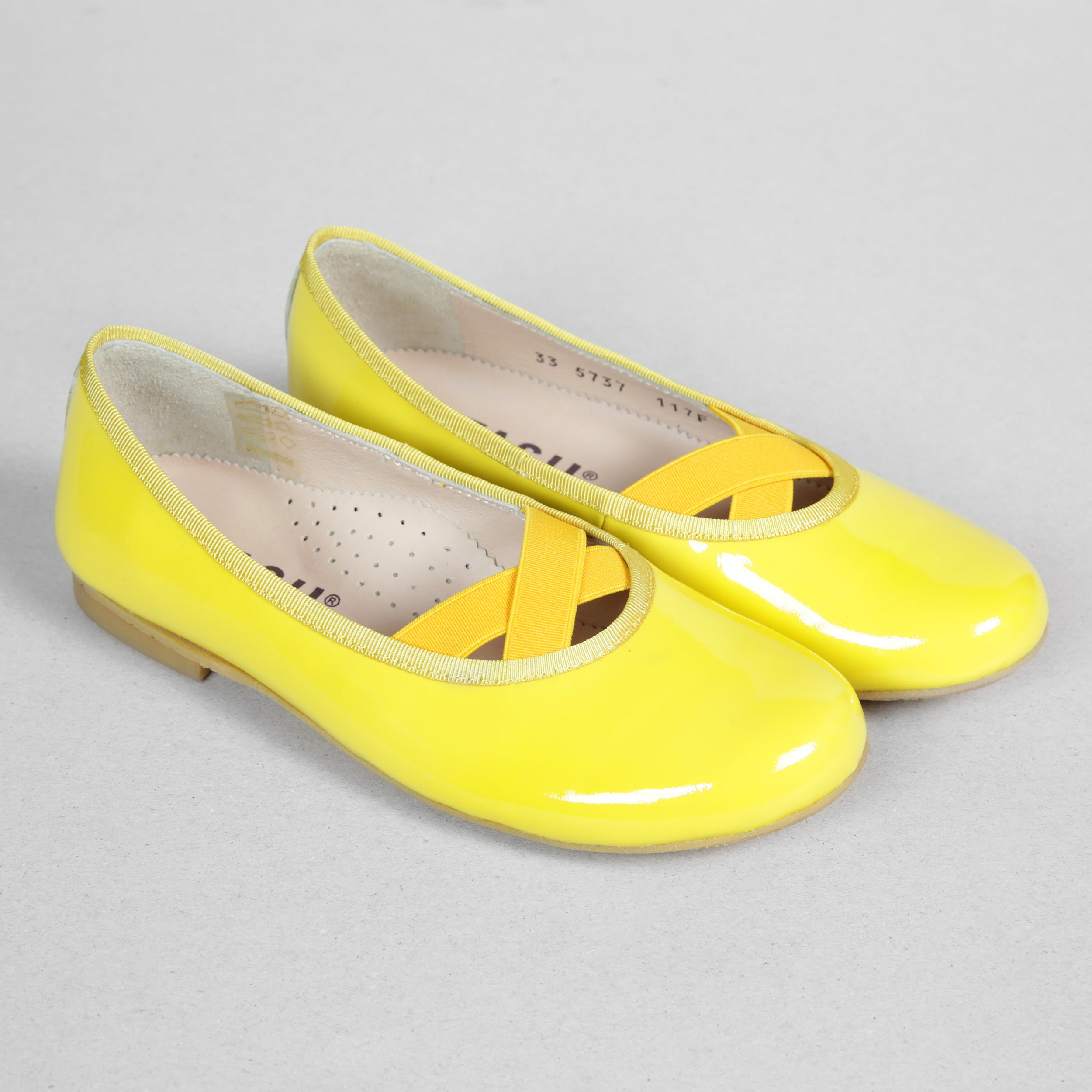 Petasil Luisa Kids Girls Yellow Patent Leather Dolly Shoes - Size UK 3 / EU 36